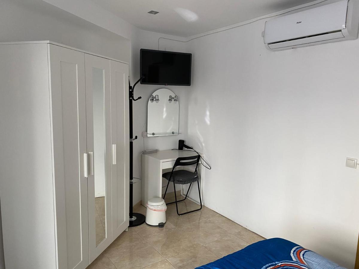 Quarto em Acomodações Particulares Centro Privada En Compartidos Málaga