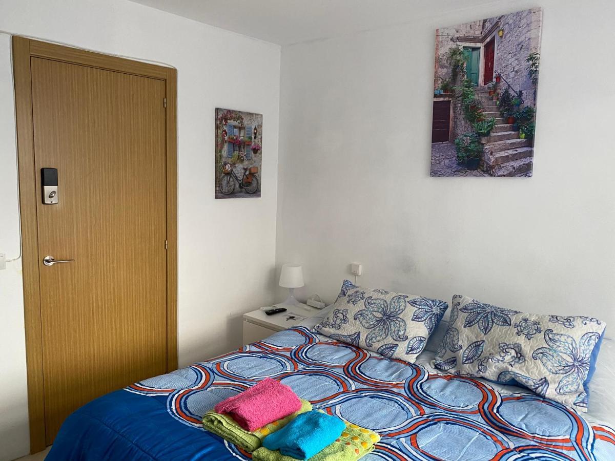 Quarto em Acomodações Particulares Centro Privada En Compartidos Málaga